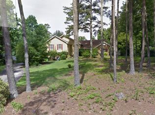 1066 Lake Charles Dr, Roswell, GA 30075