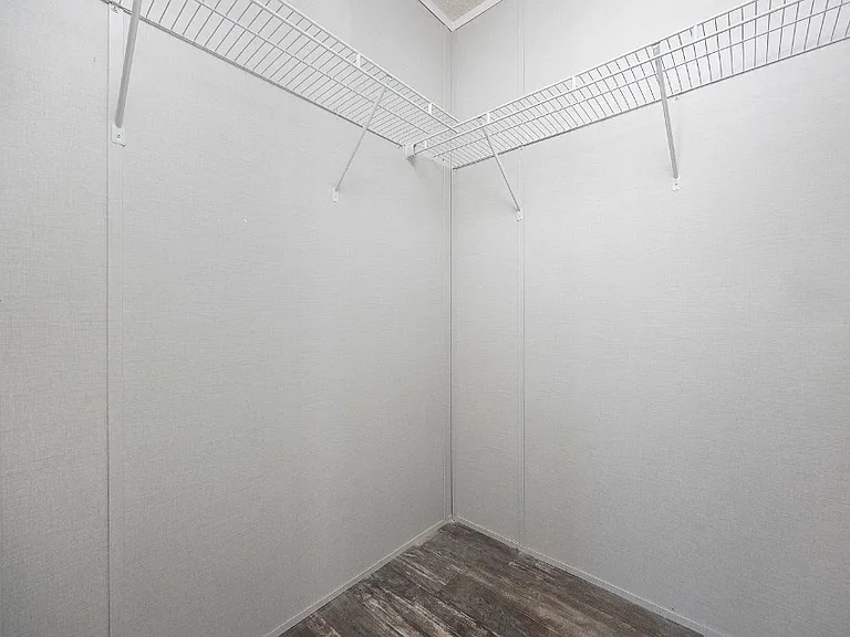 8376 Huntington Ct — Photo 11