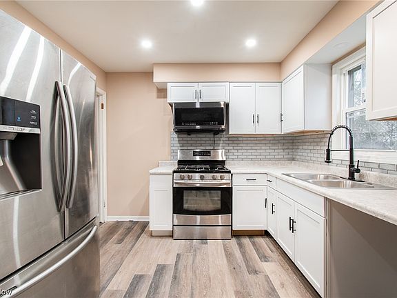 4th image of 3264 Sunnybrooke Dr