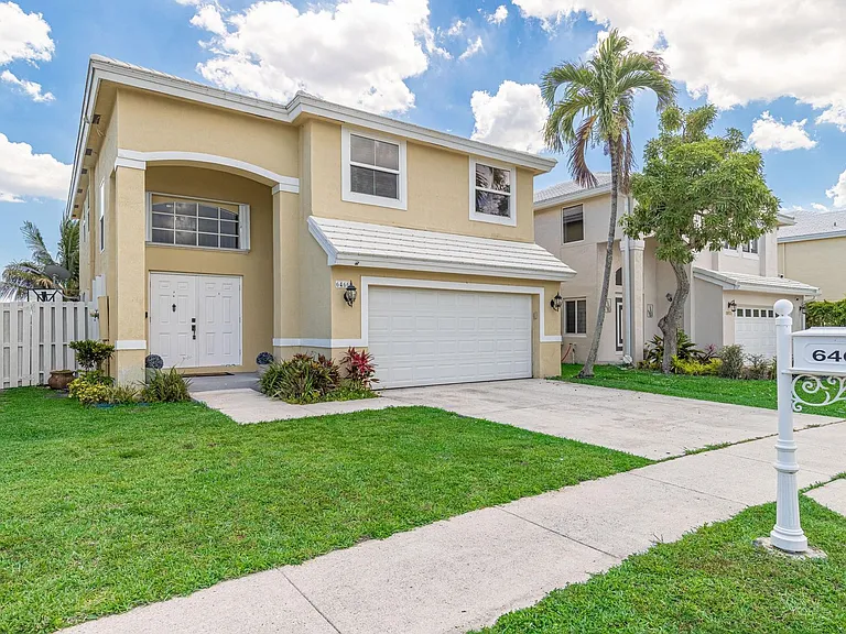 6466 Buena Vista Dr #6466 — Photo 37