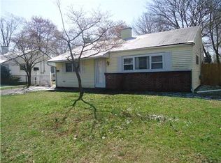 6 Fairfax Rd, Edison, NJ 08817