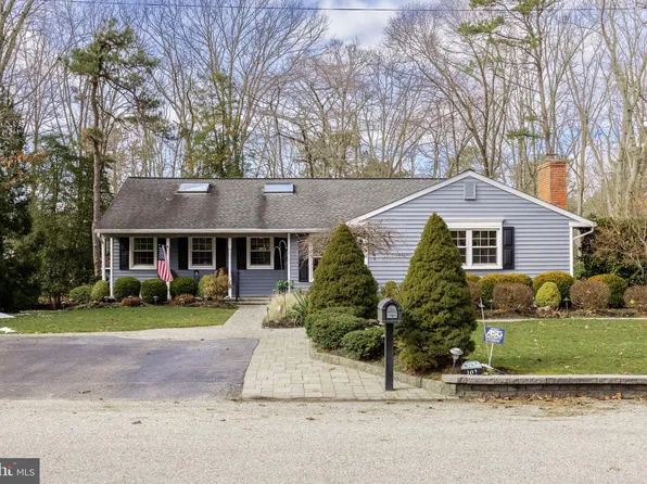 102 Nantucket Trl, Medford Lakes, NJ 08055