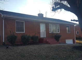 2632 Springhill Dr NW, Roanoke, VA 24017