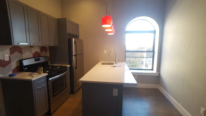 Rented by Evergreen Apartments BK | media 2