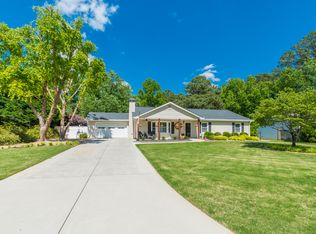 1330 Eli Ln, Lawrenceville, GA 30045