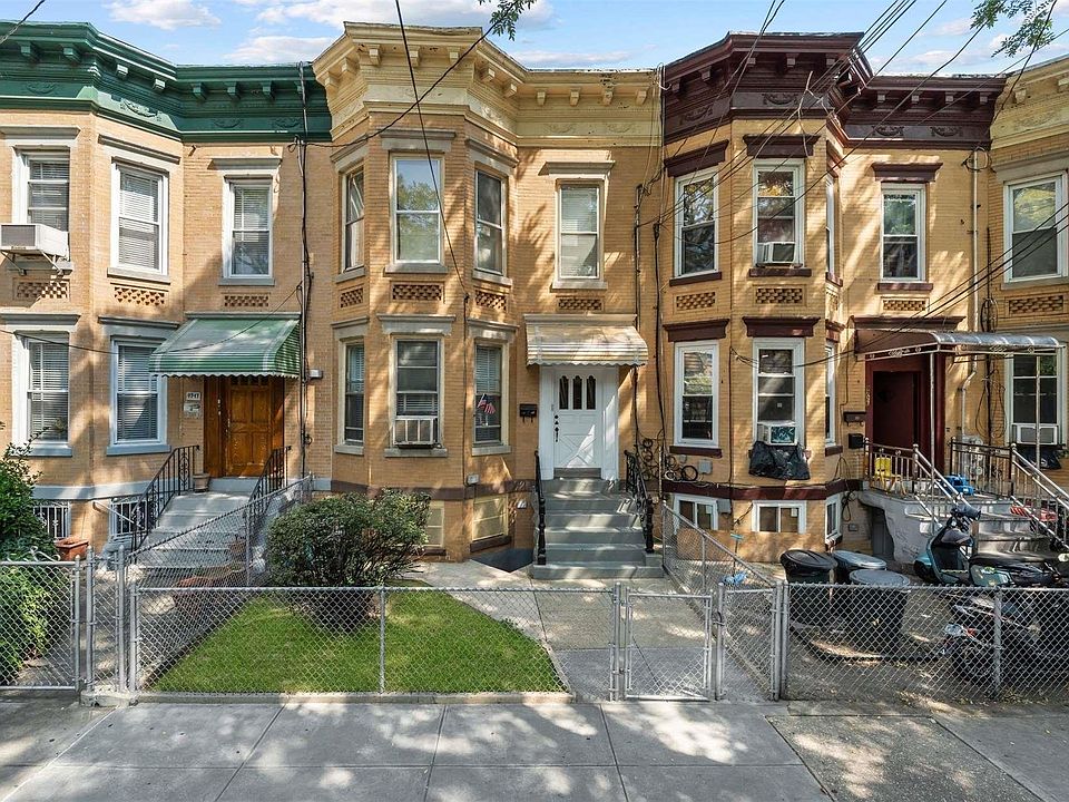 1st image of 97-19 76th Street