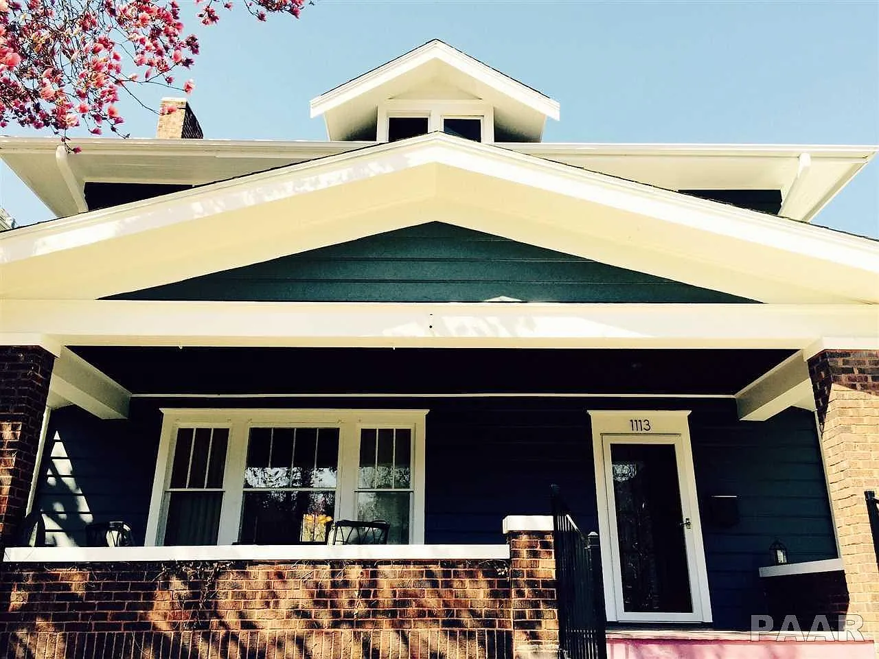 1113 N Maplewood Ave photo 1