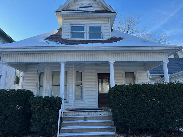 115 S 16th St