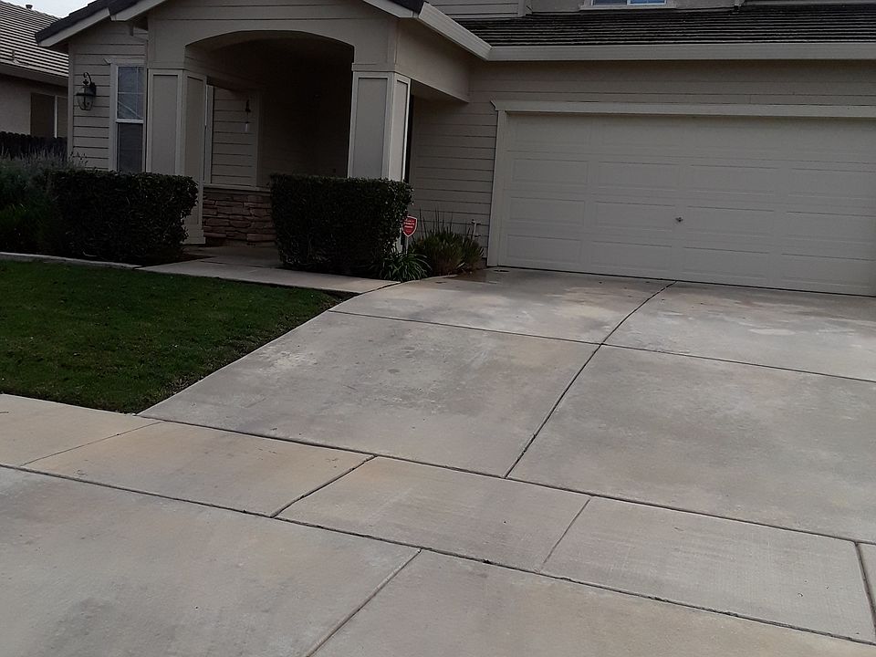 1st image of 1822 Boardwalk Dr