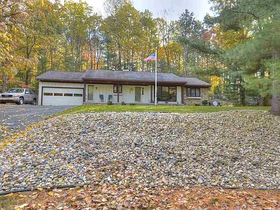 2nd image of 4364 Maplewood Ln
