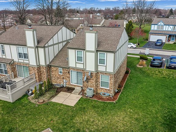 3rd image of 9159 Greencastle Ln