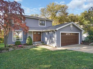 1571 Meadowside Dr, Saint Louis, MO 63146