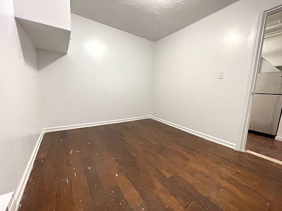 3rd image of 1044 E 233rd St #1F