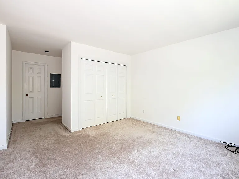 599 Midland Ave #2-5 — Photo 20