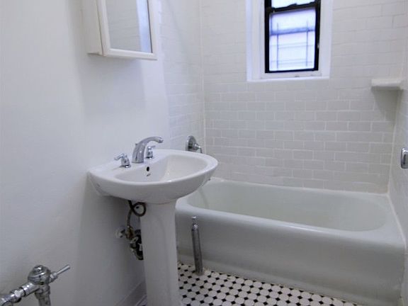 5th image of 37-40 81st St #B15