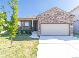 1025 Lauren St, New Braunfels, TX 78130