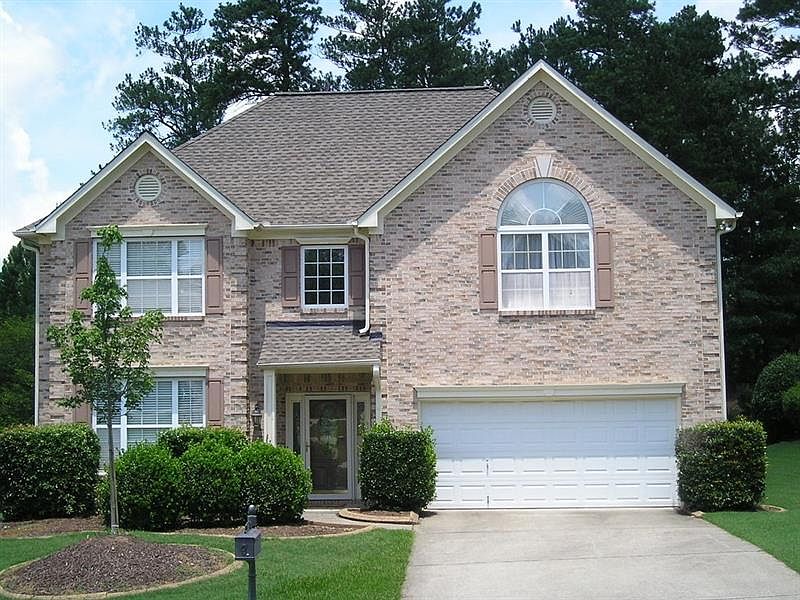1st image of 900 River Valley Dr