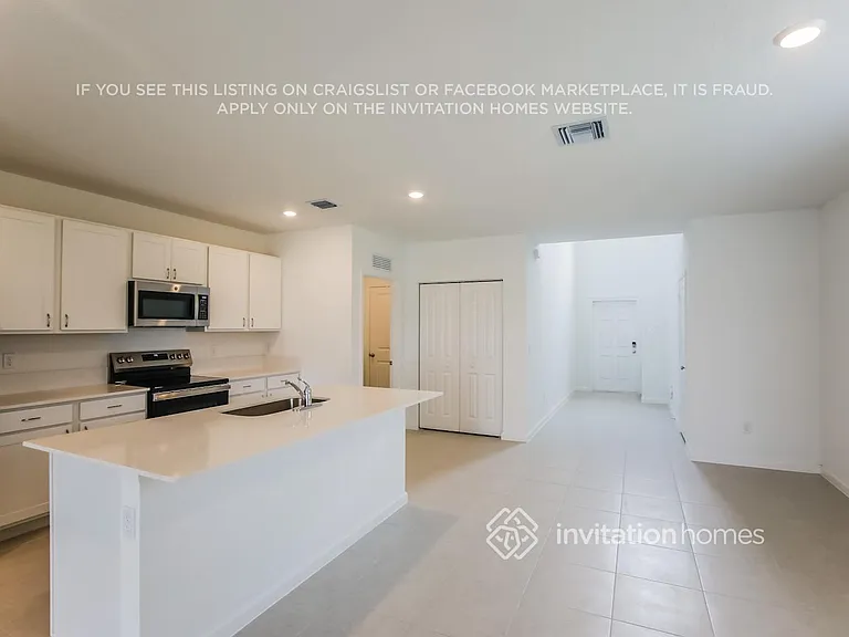714 Carlyle Way — Photo 8