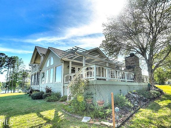 2nd image of 111 View Point Dr #21