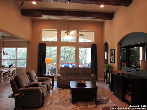 3rd image of 4606 Amorosa Way
