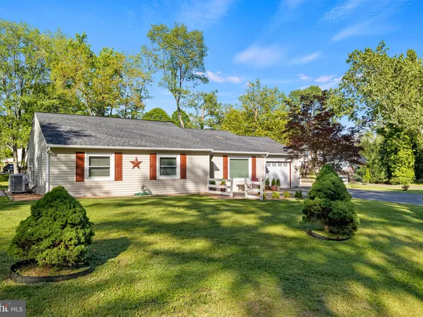 7343 Westmoreland Dr, Warrenton, VA 20187