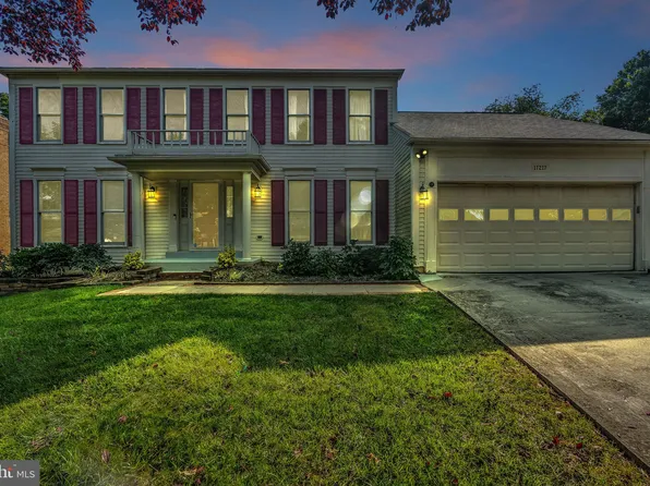 17217 Amity Dr, Derwood, MD 20855