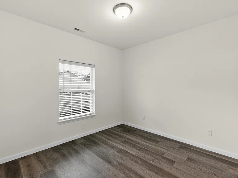 Townhomes at Woodland's Edge — Photo 33