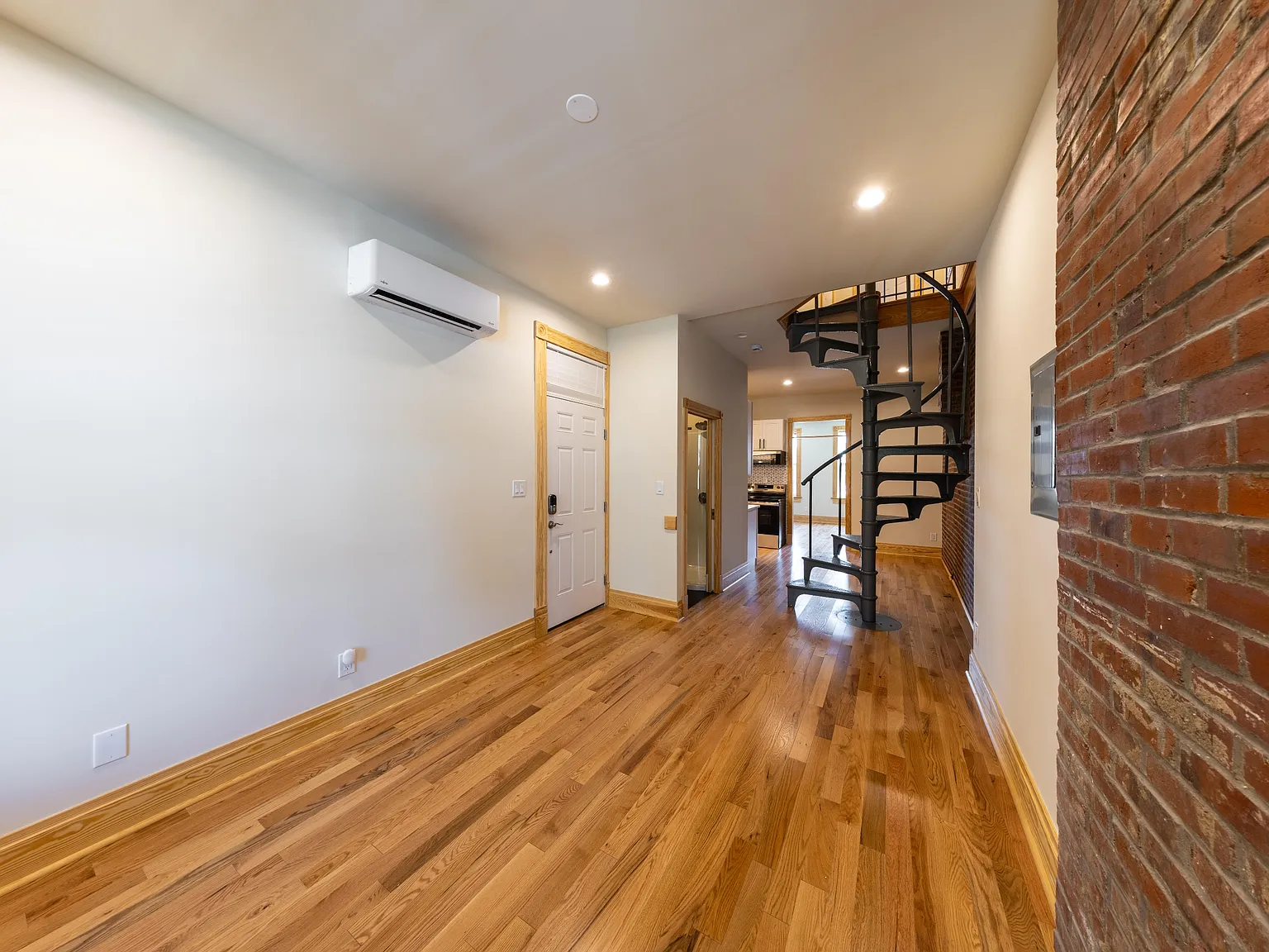 3231 Morganford Rd - 3233A — Photo 3