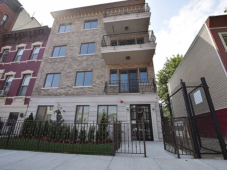 1117 Lafayette Ave #2B — Photo 14
