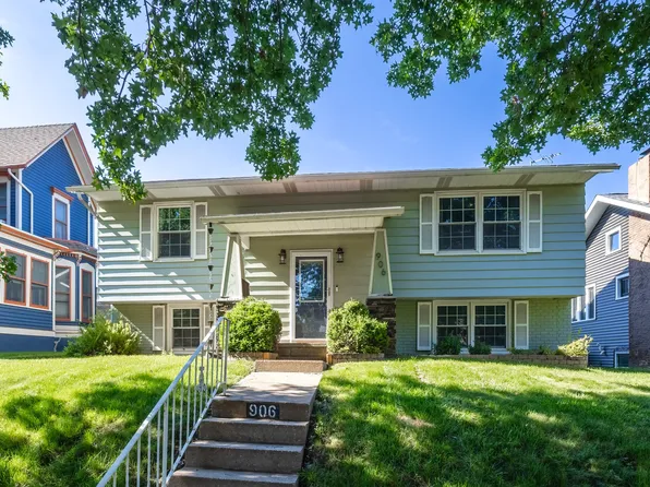 906 E High St, Davenport, IA 52803