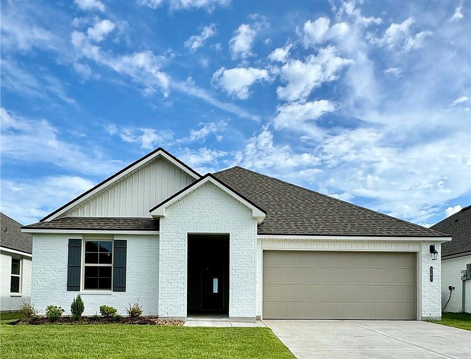 1st image of 285 Sawyer Dr