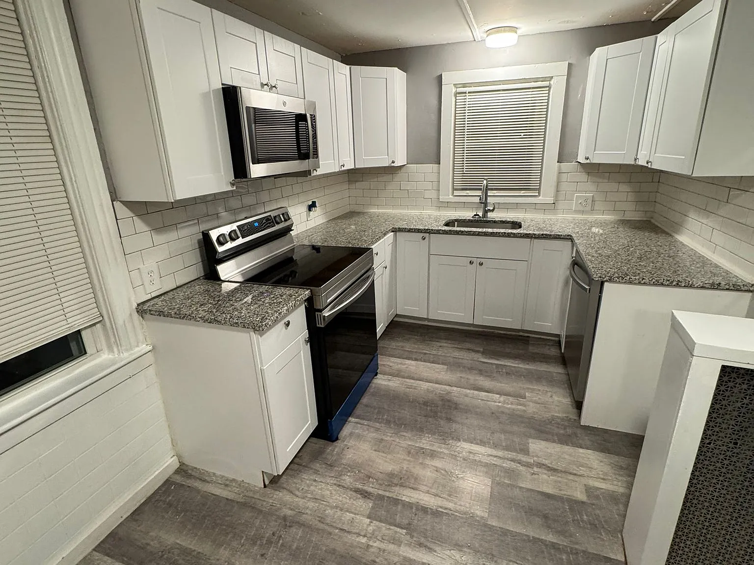 151R S Main St — Photo 1
