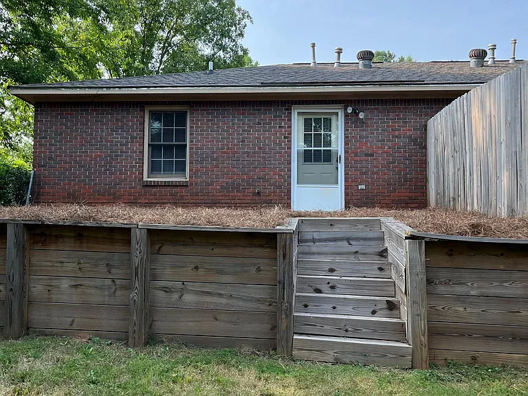 1358 Kent Dr #1358 — Photo 3