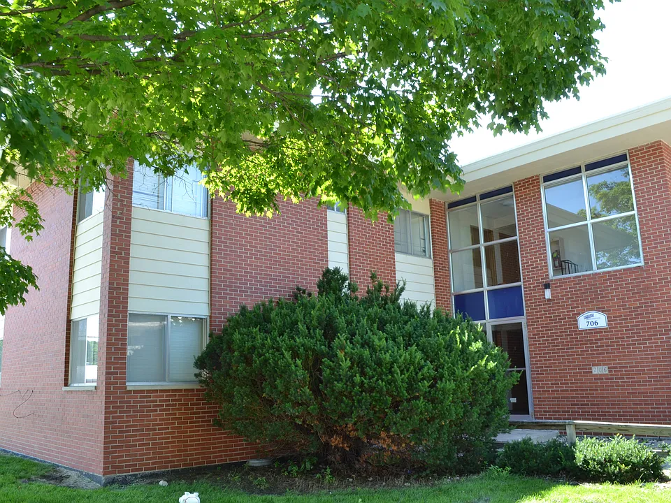 Building Photo 3