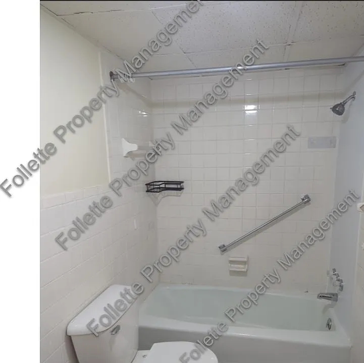 2 bed, 800 sqft, $800 — Photo 4