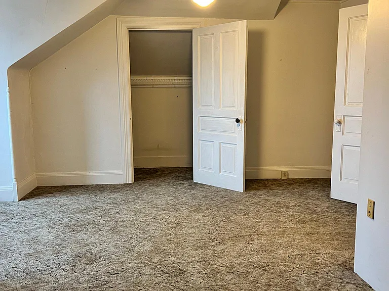 25 Main St #B-5 — Photo 12