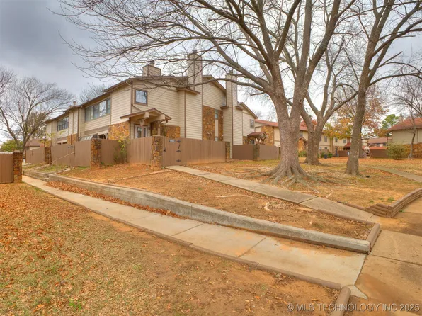 6384 S 80th East Ave Unit C-32, Tulsa, OK 74133