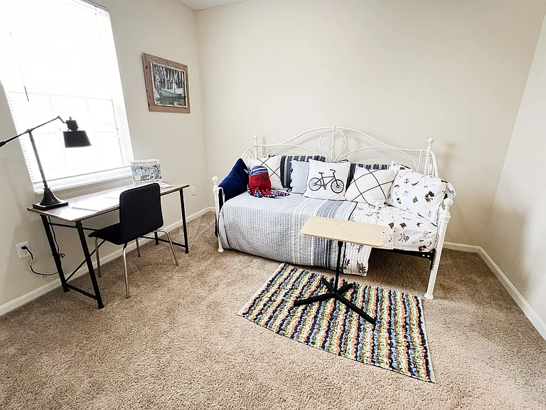 Residences at Northgate Crossing — Photo 18