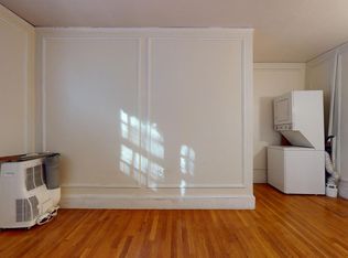 128 Chestnut St #4, Boston, MA 02108