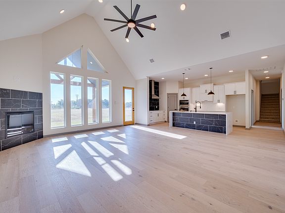 5th image of 1561 Dixie Estates Way