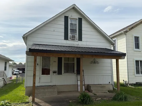 508 N Logan St, Lincoln, IL 62656