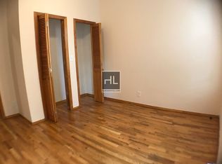 2419 Steinway St APT 3R, Astoria, NY 11103