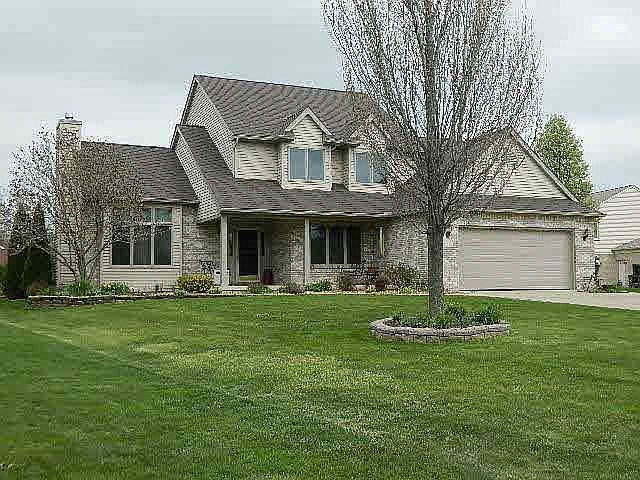 1st image of 785 Regents Park Dr