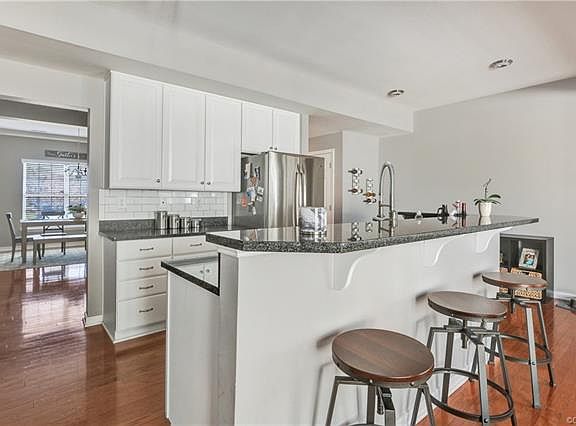 5th image of 4202 Wellston Pl #4202