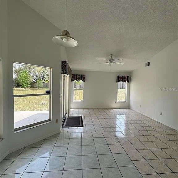 6724 Callie Rd — Photo 5