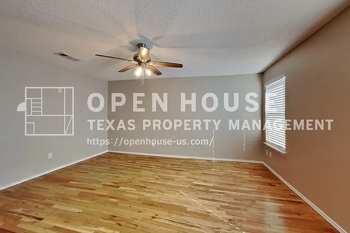 124 Stanford Dr — Photo 8