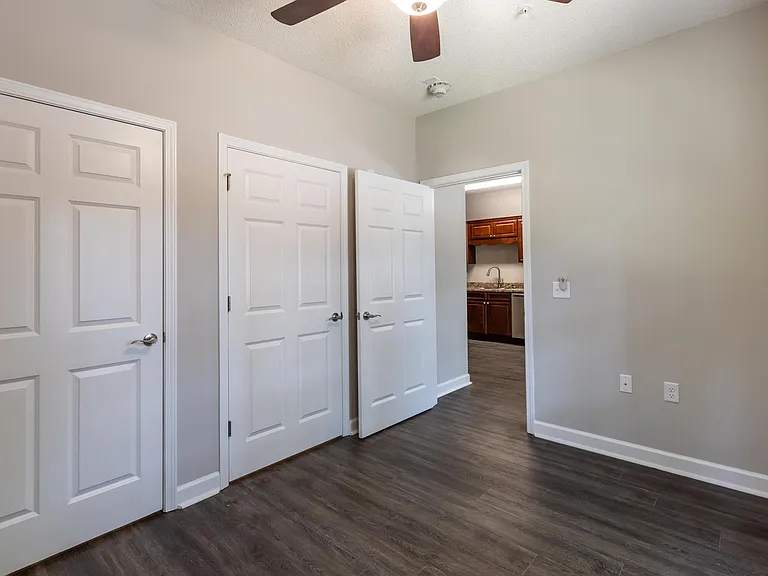 202 Darsey Rd — Photo 5