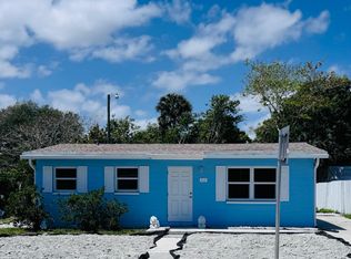 517 N 25th St, Fort Pierce, FL 34947