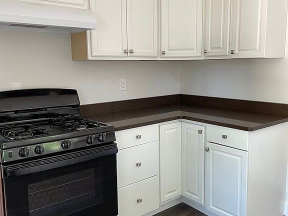 3rd image of 183 Lamson St #2