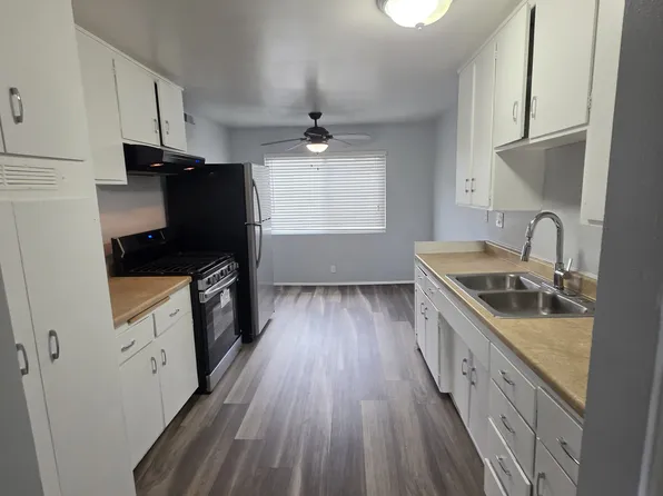 831 Orchid Ct APT I, Upland, CA 91786